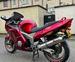 2001 Honda CBR - Image 4/7