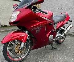 2001 Honda CBR - Image 5/7