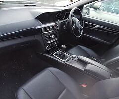 Mercedes benz c 220 - Image 8/8
