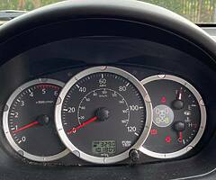 Mitsubishi challenger L200 jeep - Image 5/10