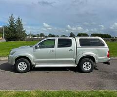 2015 TOYOTA HILUX - Image 3/7