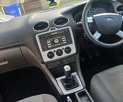 Ford Focus 1.4 lx - Image 7/7