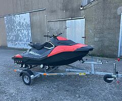 2016 Seadoo Spark - Image 4/10