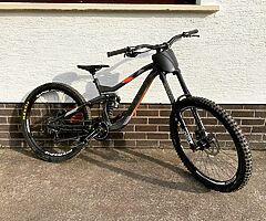 Vitus dominer downhill bike