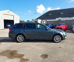 2017 SKODA OCTAVIA, 2.0 TDI,  150 BHP. LOVELY SPEC - Image 4/10