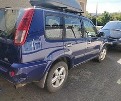 Nissan X trail