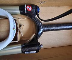 Rockshox sid world cup carbon 26 inch 80mm travel very light !!