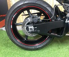 2011 Yamaha YZF-R - Image 4/10