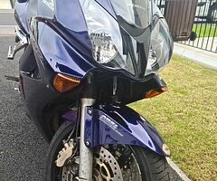 2004 Honda VFR - Image 8/9