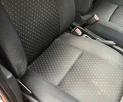 Daihatsu sirion manual - Image 9/10