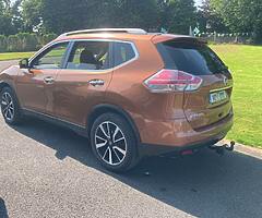 Nissan - Image 4/10