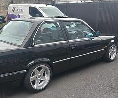 Bmw e30  1988
316 coupe