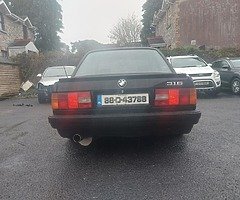 Bmw e30  1988
316 coupe - Image 5/10