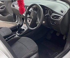 Opel Astra - Image 5/9