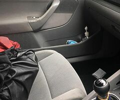 Volkswagen Jetta 1.9 sunroof model - Image 9/10