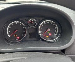 Opel Corsa 2008 1.2Litre 88kl - Image 5/7