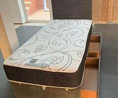 Divan beds comes in stock for sale (Cash on delivery)