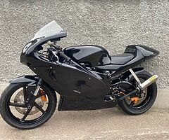 2005 Aprilia RS