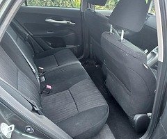 Toyota auris - Image 4/9