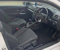 Volkswagen Scirocco - Image 7/9