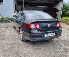 Volkswagen Passat - Image 3/6