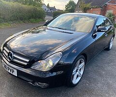 2010 Mercedes-Benz CLS - Image 8/10