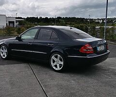 Mercedes benz - Image 6/10