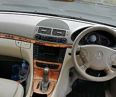 Mercedes benz - Image 10/10