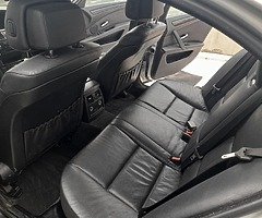 09 BMW 520D - Image 8/10