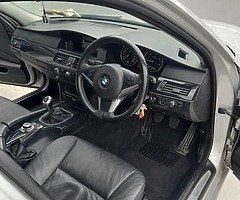 09 BMW 520D - Image 9/10
