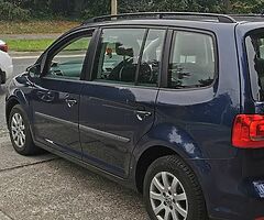Vw touran 7 seats 1.6 diesel Bluemotion technology
1 owner
81 k miles
Manual - Image 8/10
