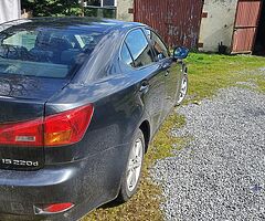 Lexus is220d