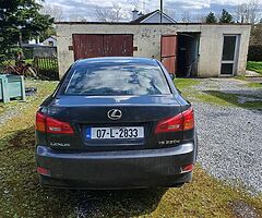 Lexus is220d