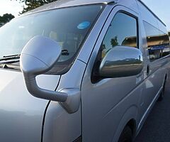 Toyota Hiace Commuter - Image 6/10