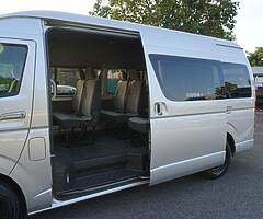 Toyota Hiace Commuter - Image 10/10