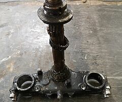 1991 Suzuki DR650 bottom yoke