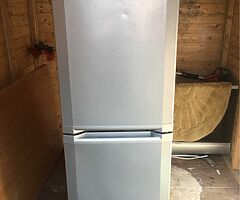 Silver beko fridge freezer - Image 4/8