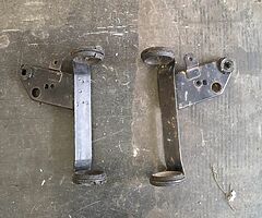 1991 Suzuki DR650 headlamp brackets