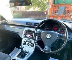 2006 Volkswagen Passat - Image 10/10