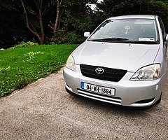 Tayota corola 04 1.4 petrol, manual