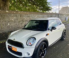 2011 MINI First - Image 5/10