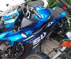 Motorcycle for breaking