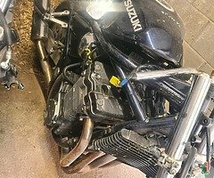 Motorcycle for breaking - Image 5/7