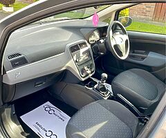 2008 FIAT Punto - Image 6/10