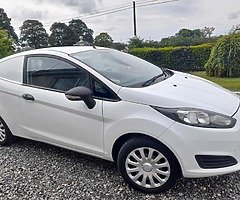 132 Ford fiesta van - Image 4/5