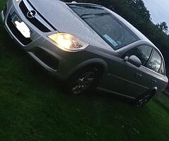 2009 Opel Vectra for sale clean car inside out nctd till  4th month of  2022 only 247000 Kms on it