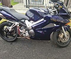 2004 Honda VFR - Image 5/9