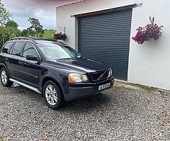 2005 Volvo XC90.  Crew cabbed - Image 5/9