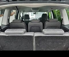 Vw touran 7 seats 1.6 diesel Bluemotion technology
1 owner
81 k miles
Manual - Image 9/10