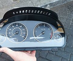 Bmw cluster